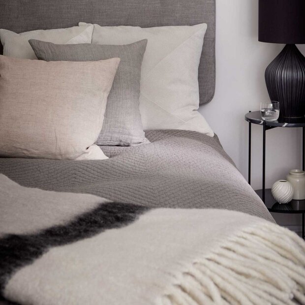 COZY LIVING - THROW MATHEA MELANGE 130X170CM | STRIPED DOVE GREY