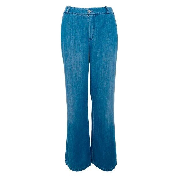 BLACK COLOUR - NETTIE BOX JEANS | MID BLUE