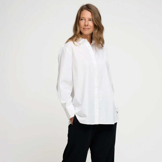 MOSHI MOSHI MIND - CLEAN POPLIN SKJORTE | HVID