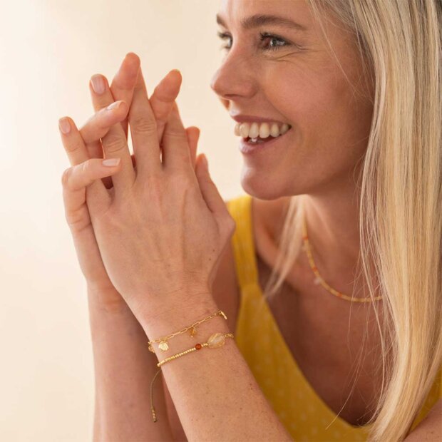 A BEAUTIFUL STORY - SURPRISE CITRINE CARNELIAN ARMBÅND